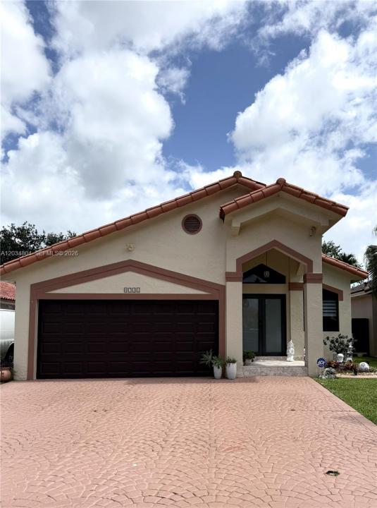 8731 NW 153rd Ter, Miami Lakes, Florida 33018, Estados Unidos