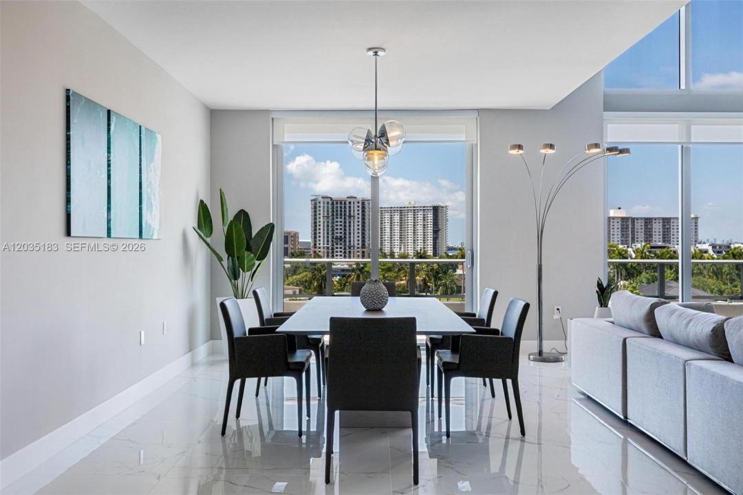 330 Sunny Isles Blvd 5-506, Sunny Isles Beach, Floride 33160, États-Unis