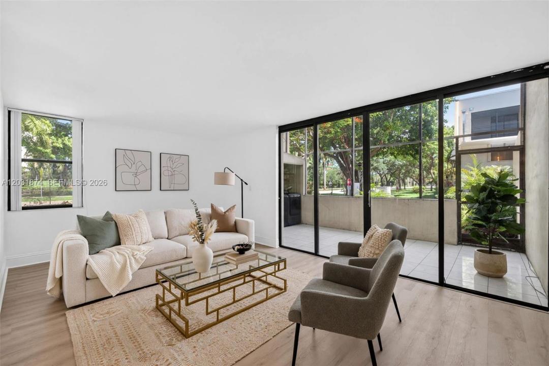 20300 W Country Club Dr 106-3, Aventura, Florida 33180, Stati Uniti