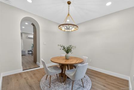 2347 Pacific Street, Нью-Йорк, Нью-Йорк 11233, Соединенные Штаты