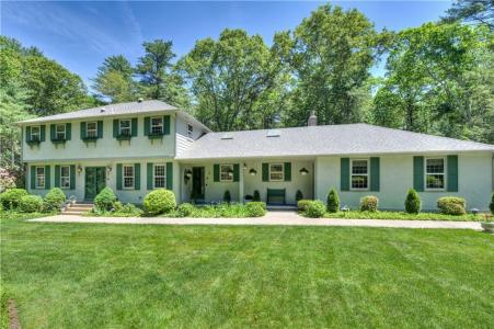 1420 Diplomat Drive, East Greenwich, Rhode Island 02818, USA
