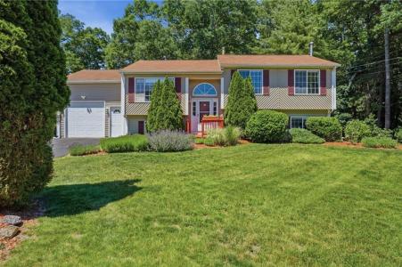 26 King Street, Coventry, Rhode Island 02816, USA