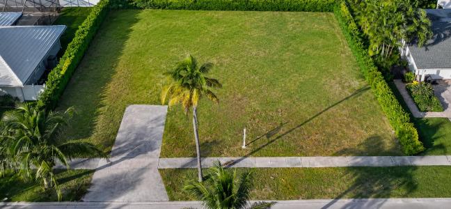 245 Puritan Road, West Palm Beach, 佛羅里達州 33405, 美國