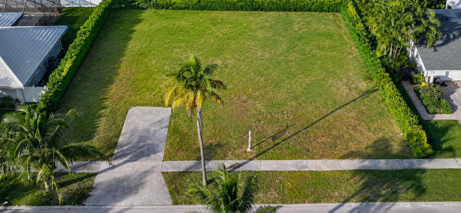 245 Puritan Road, West Palm Beach, 佛羅里達州 33405, 美國
