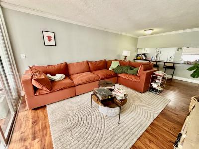 1304 NE 191st St A232, Miami, Florida 33179, USA
