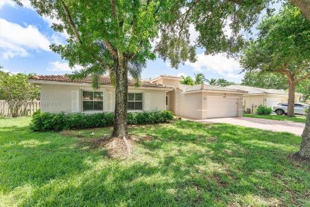4228 NW 41st Ln, Coconut Creek, Florida 33073