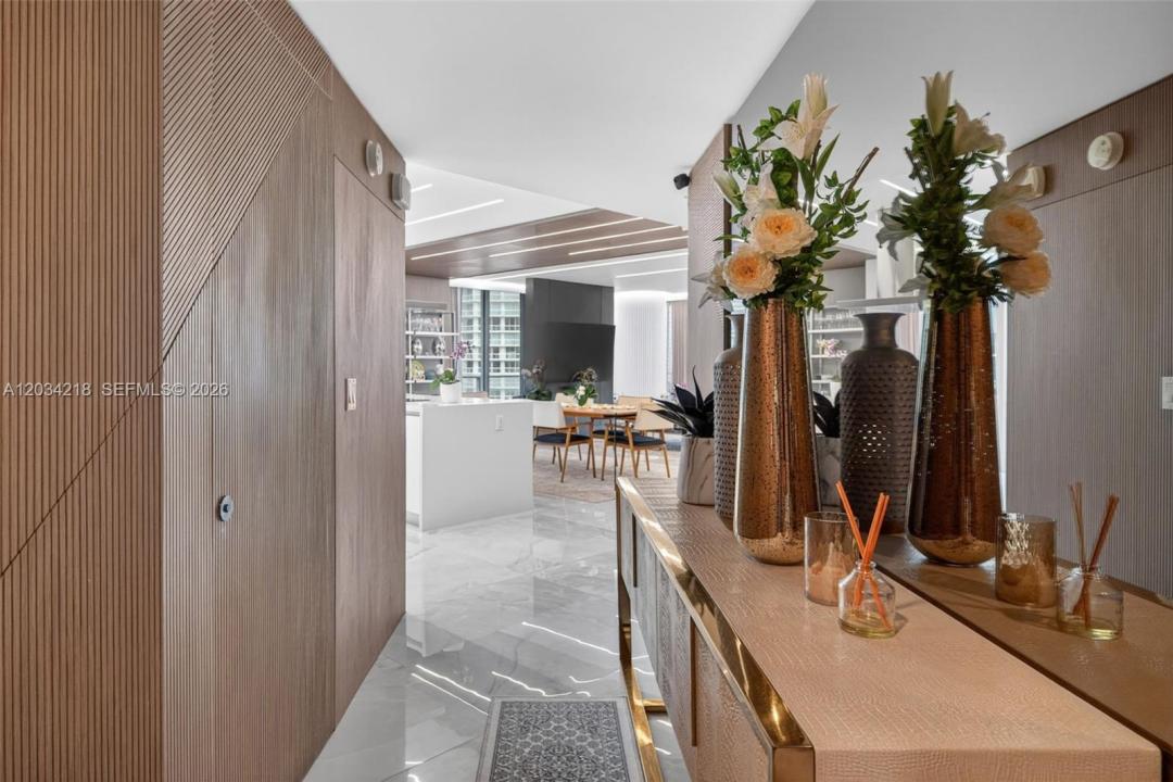 300 Sunny Isles Blvd 4-1902, Sunny Isles Beach, Florida 33160, Stati Uniti