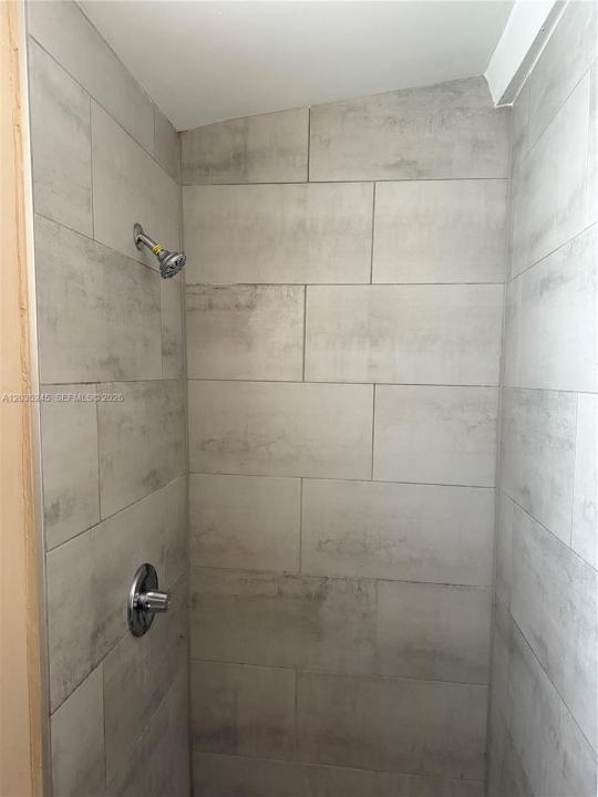 41 SW 7th Ave 1, Dania Beach, Florida 33004, Stati Uniti