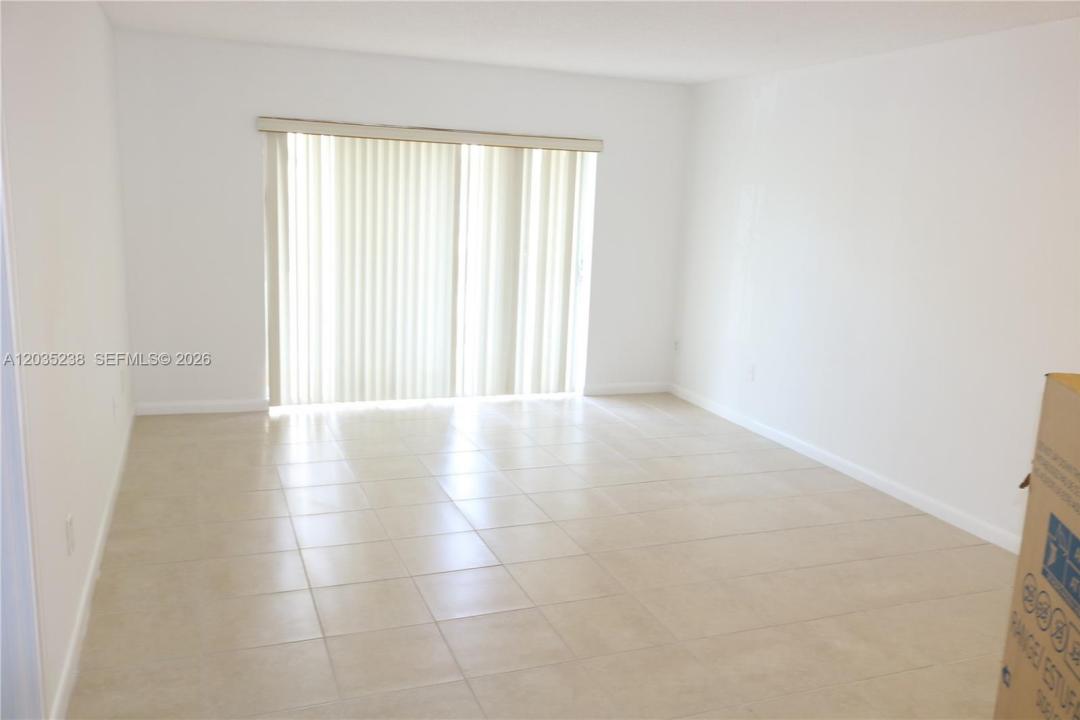 7800 Camino Real H-205, Miami, Floride 33143, États-Unis