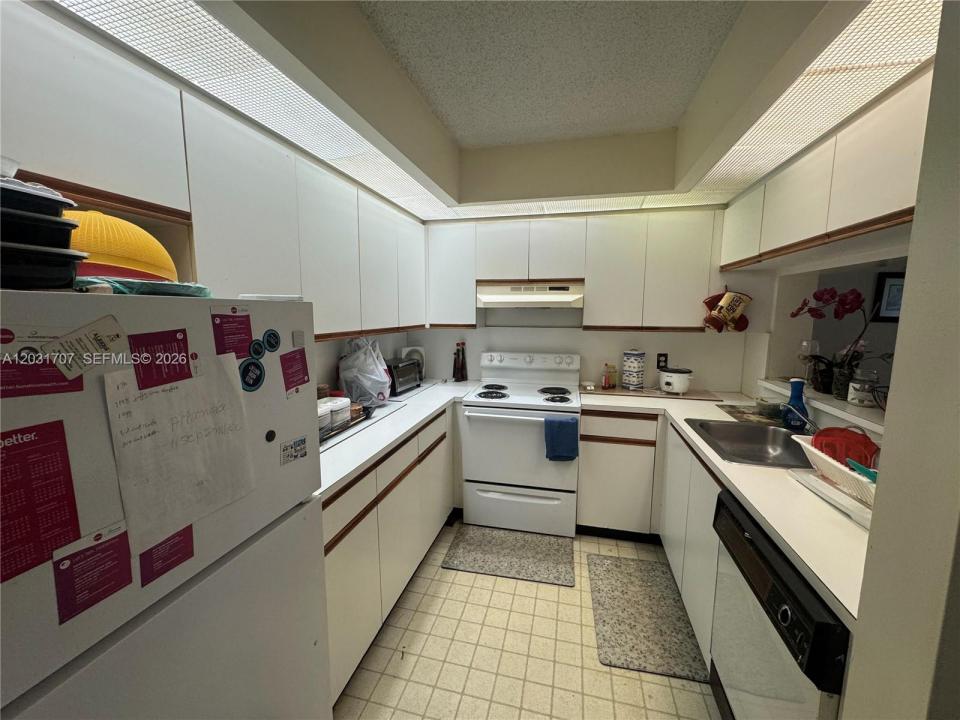 12950 SW 7th Ct 210A, Pembroke Pines, Floride 33027, États-Unis