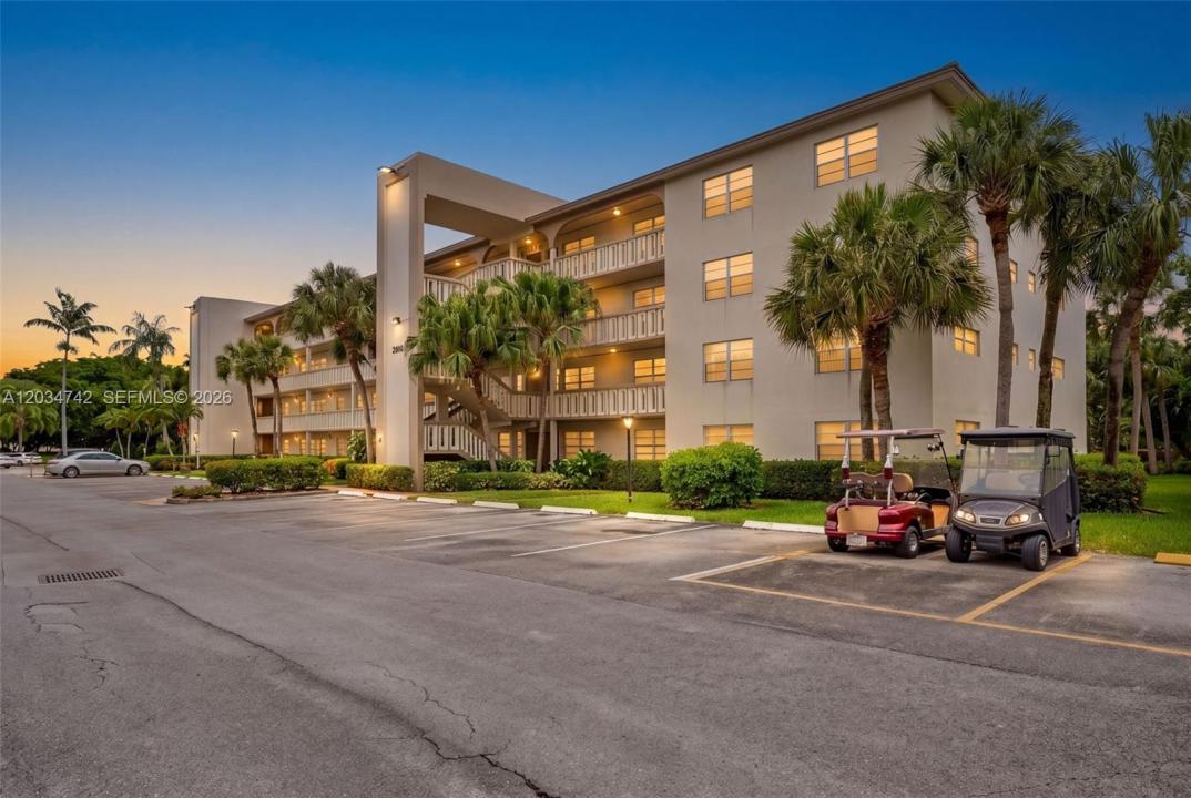 2401 Antigua Cir E3, Coconut Creek, Florida 33066, Stati Uniti