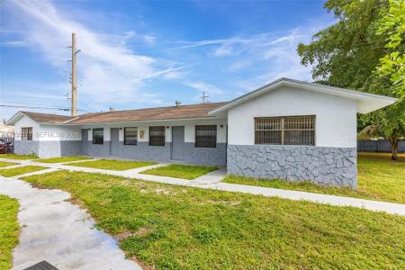 4120 SW 19th St 1, West Park, Floride 33023, États-Unis