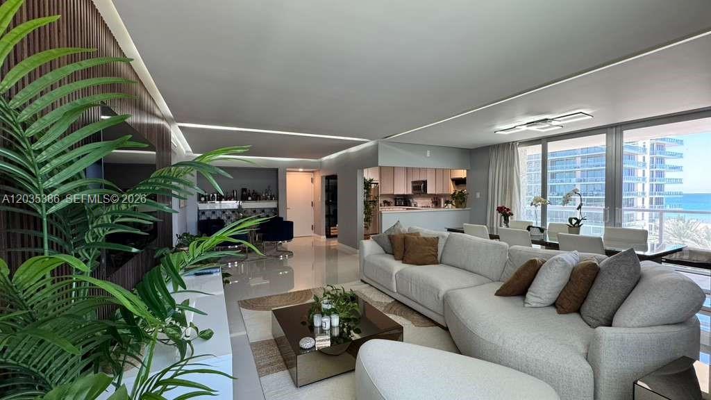 5750 Collins Ave 7A, Miami Beach, Florida 33140, USA