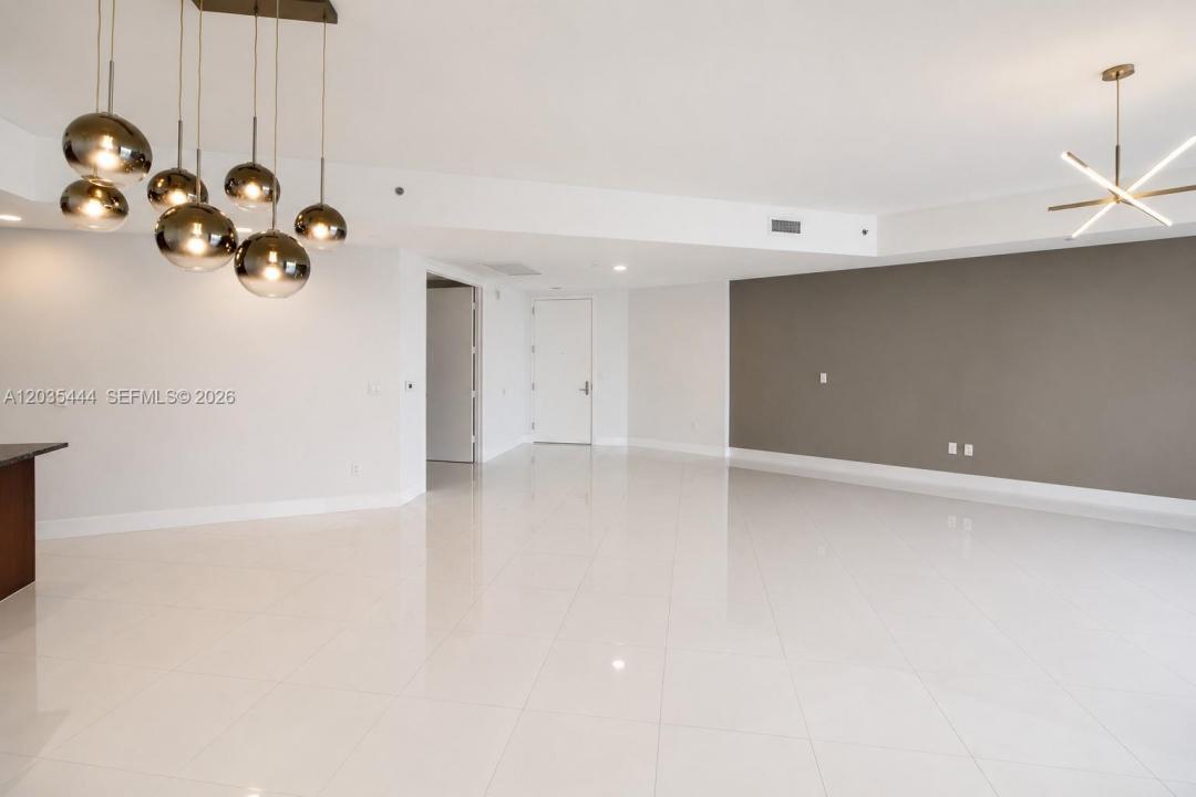 15901 Collins Ave 403, Sunny Isles Beach, Floride 33160, États-Unis