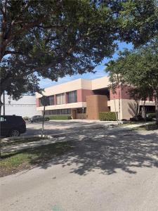 9245 SW 157th St 2 Exam Rms, Palmetto Bay, Flórida 33157, Estados Unidos