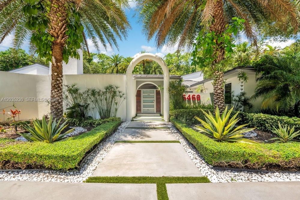 6460 SW 133rd Dr, Pinecrest, Florida 33156, USA