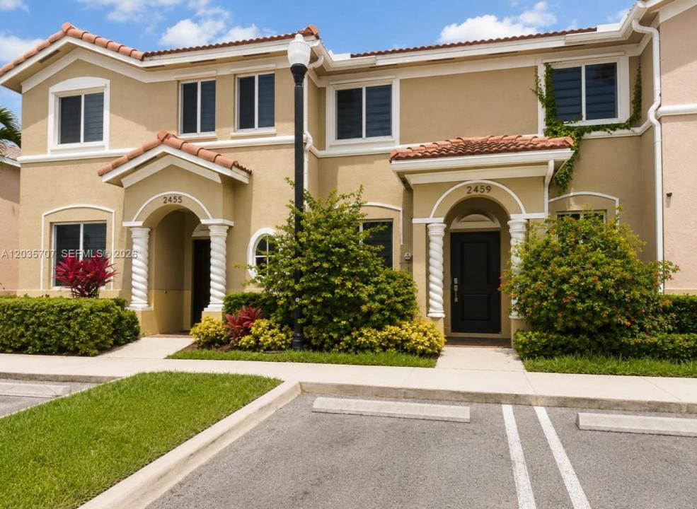 2459 SE 10th St 2459, Homestead, Floride 33035, États-Unis