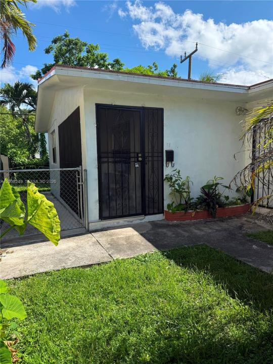 78 NE 43rd St 0, Miami, Florida 33137, USA