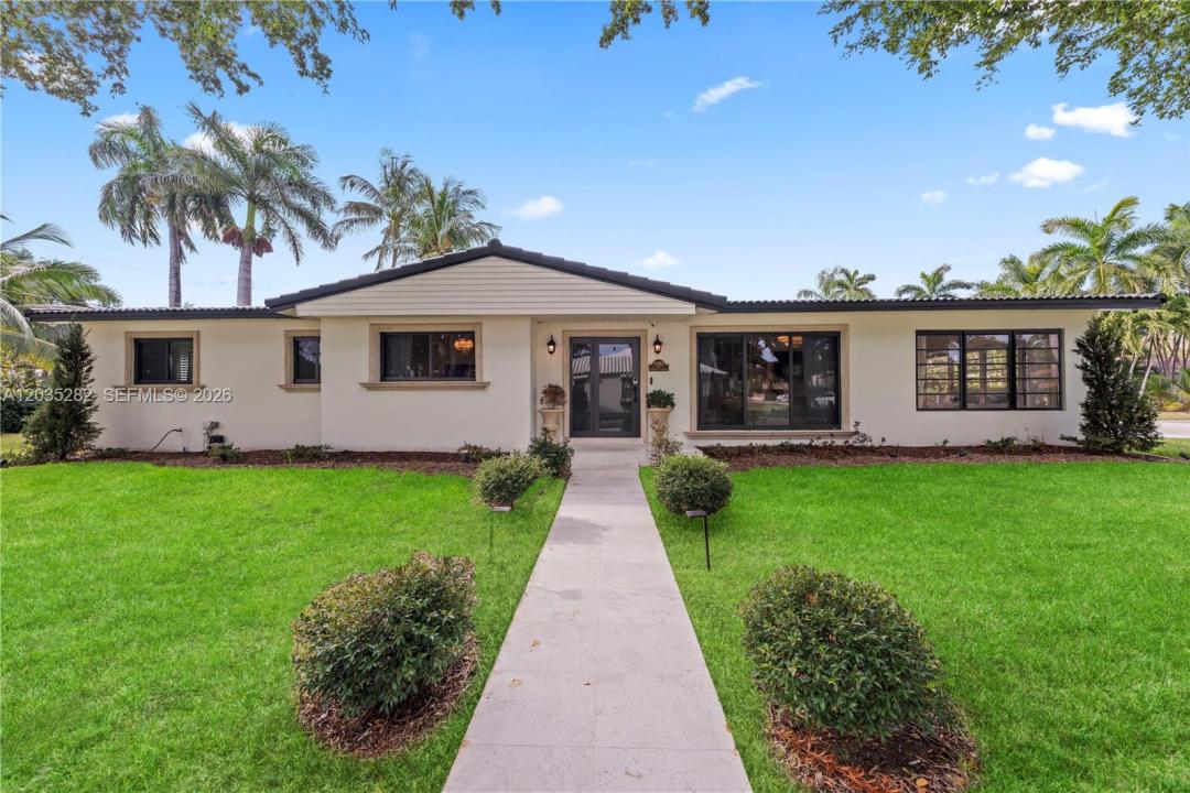 1302 Fillmore St, Hollywood, Florida 33019, USA