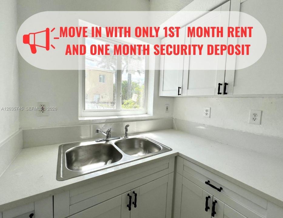 444 NW 84th St 444, Miami, Floride 33150, États-Unis