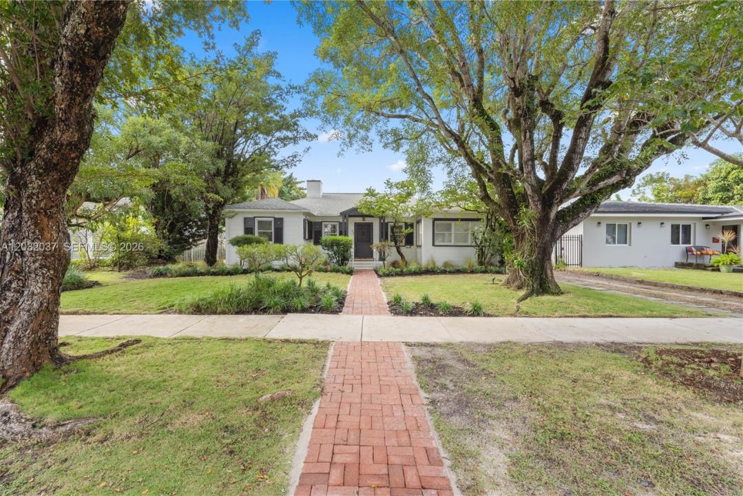 440 SW 29th Rd, Miami, Floryda 33129, USA