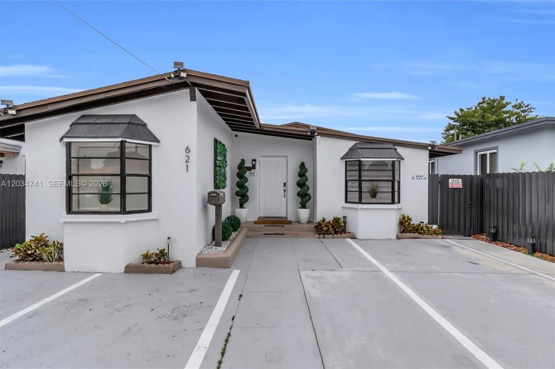621 NW 59th Ave, Miami, 佛罗里达州 33126, 美国