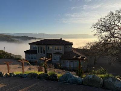 Castle Ridge Drive, Morgan Hill, كاليفورنيا 95037, الولايات المتحدة