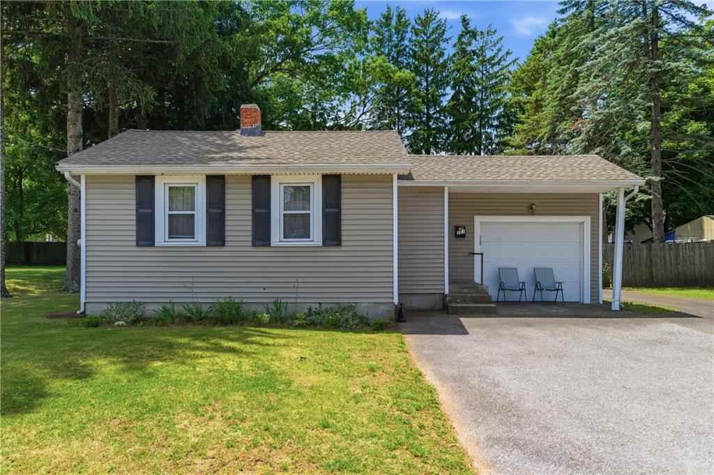 351 Maple Street, Warwick, Rhode Island 02888, USA