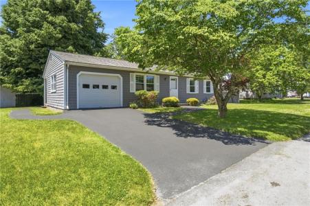 5 Lee Drive, Warren, Rhode Island 02885, USA