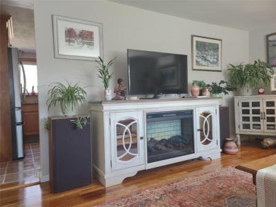 26 Potomac Road, Warwick, Rhode Island 02888, USA