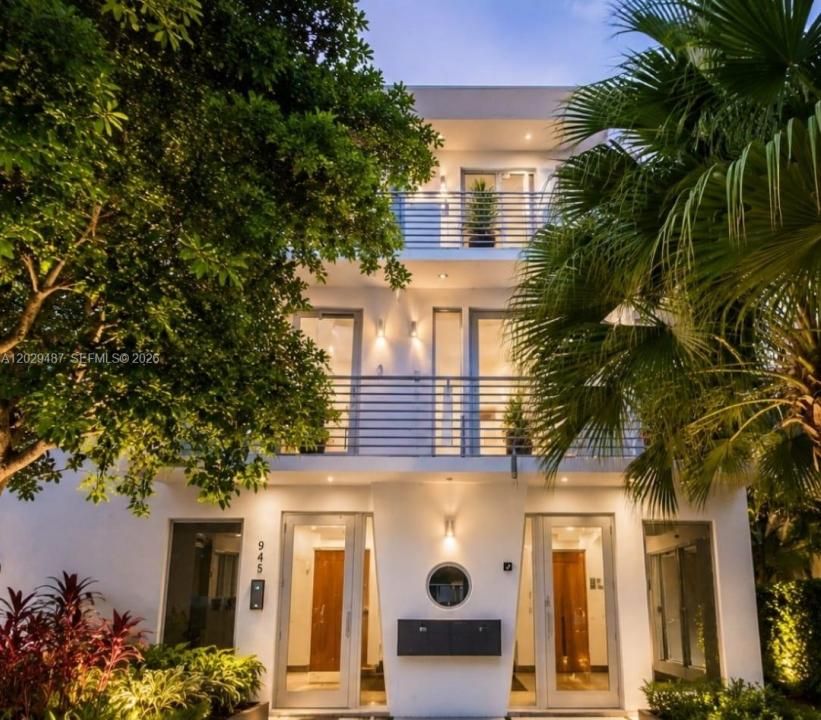 945 Michigan Ave 5, Miami Beach, Floride 33139, États-Unis