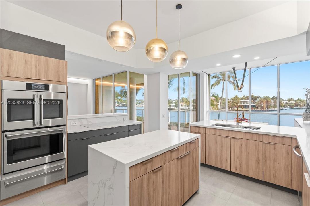 3801 NE 207th St TH6, Aventura, Florida 33180, Stati Uniti