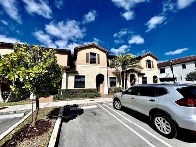 10490 W 33rd Way, Hialeah, Florida 33018, Estados Unidos