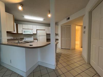4035 W Mcnab Rd F203, Pompano Beach, Florida 33069, USA