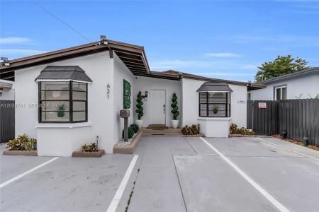 621 NW 59th Ave, Miami, Florida 33126, USA