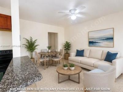 1533 NW 2nd Ave 6, Miami, Florida 33136, USA