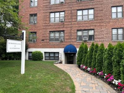 15 Canterbury Road, North Hempstead, Nova Iorque 11021, Estados Unidos