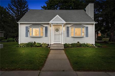 21 Portland Street, Lincoln, Rhode Island 02838, USA