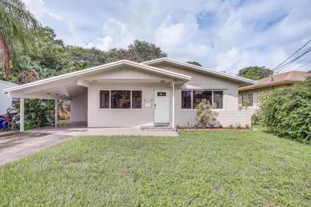 124 SW 2nd Avenue, Hallandale Beach, Florida 33009