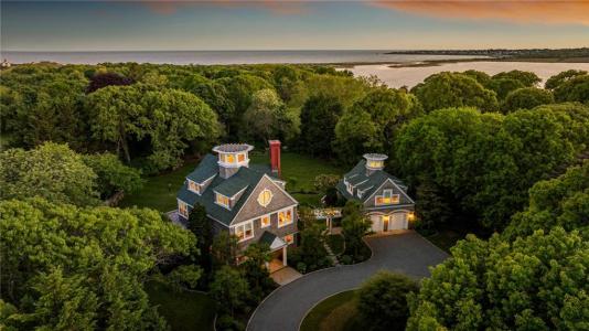 5 Ellsworth Drive, Westport, Massachusetts 02790, USA