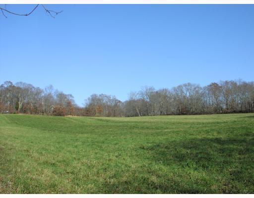 536 Highland Road, Tiverton, Rhode Island 02878
