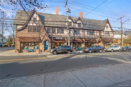 84-96 Forest Avenue, Oyster Bay, New York 11560, HOA KỲ