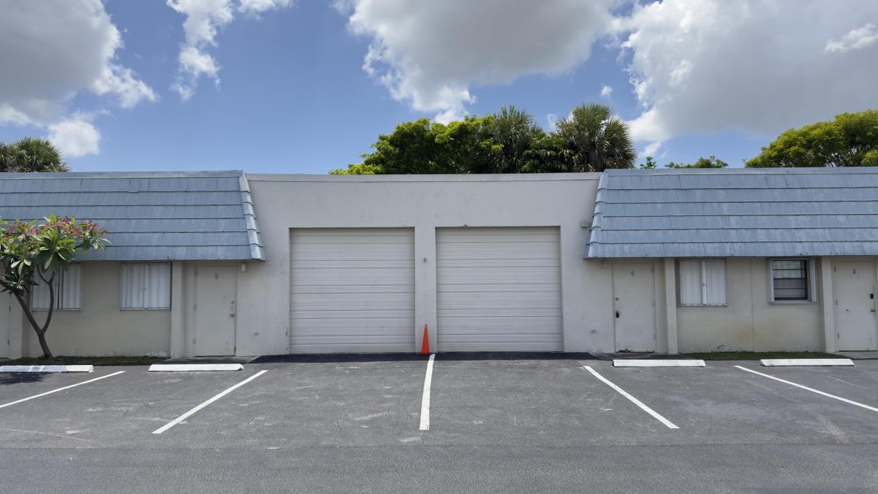 3885 Investment Lane 4 + 5, West Palm Beach, Florida 33404
