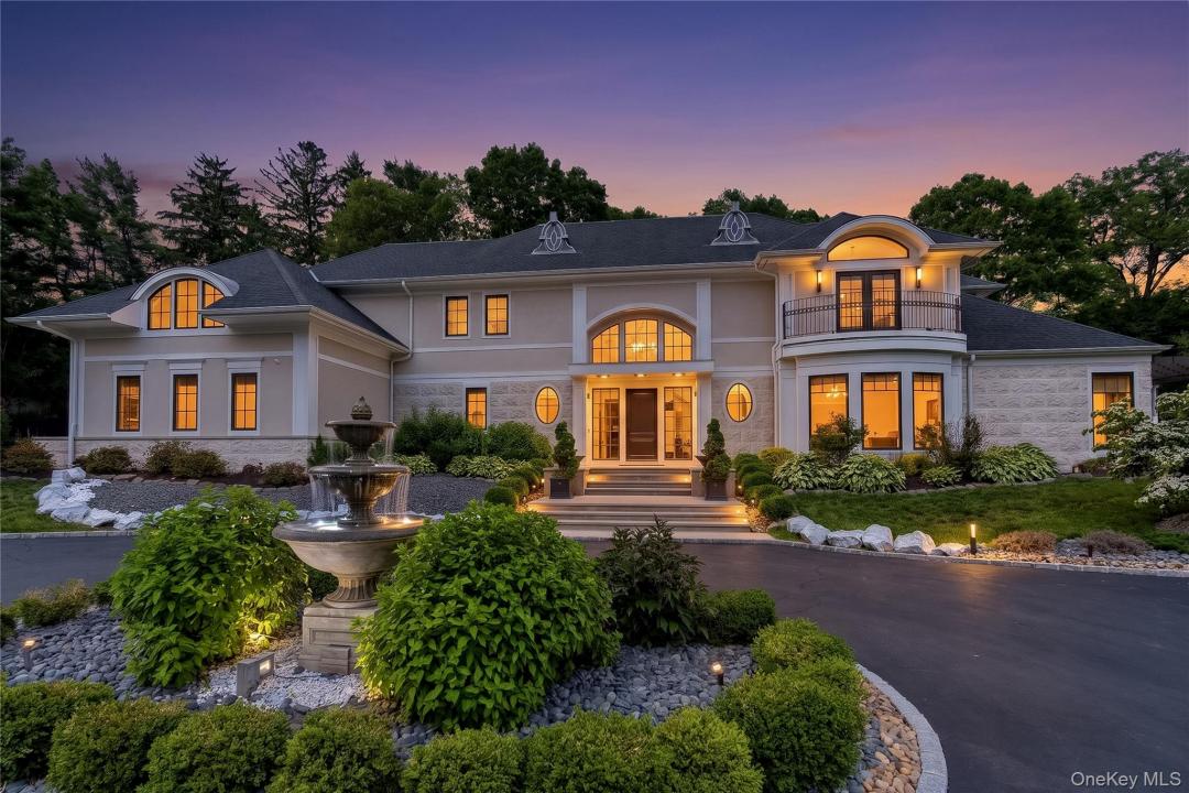 1782 Route 106, Oyster Bay, New York 11791, USA