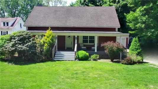 1635 Old Smithfield Road, North Smithfield, Rhode Island 02896, USA