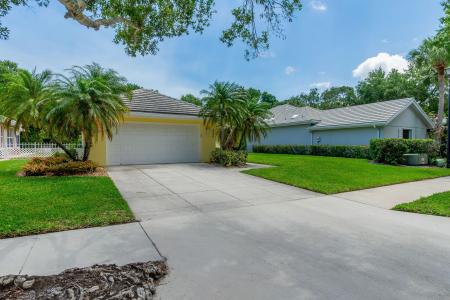 7533 SE Autumn Lane, Hobe Sound, Florida 33455, USA