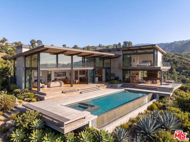 Nicada, Los Angeles, California 90077, Stati Uniti
