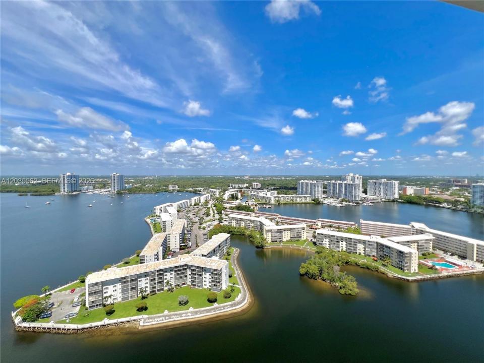 1000 W Island Blvd 3010, Aventura, Floride 33160, États-Unis