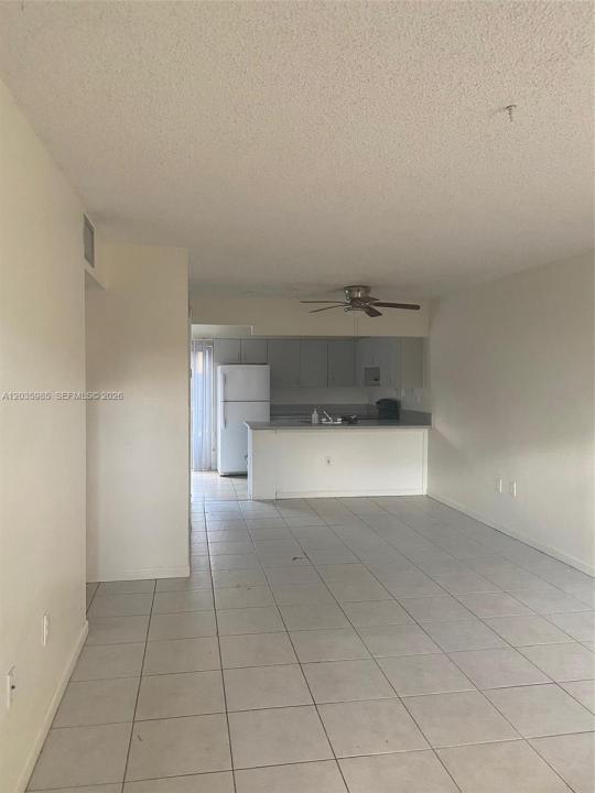 15695 SW 82nd Cir Ln 1-5, Miami, Florida 33193, Stati Uniti