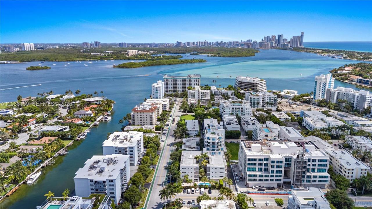 10001 W Bay Harbor Dr 202, Bay Harbor Islands, Florida 33154, Stati Uniti
